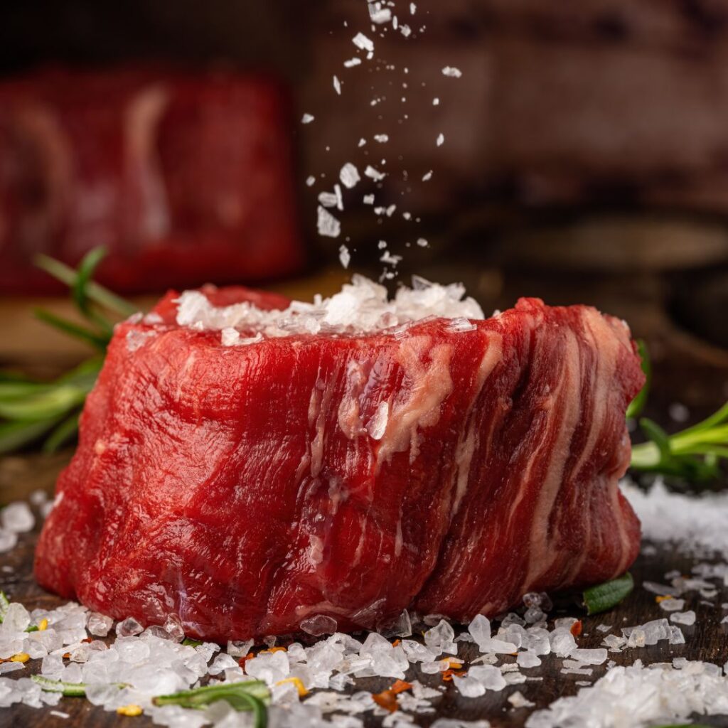 בשר נע מומלח במלח גס